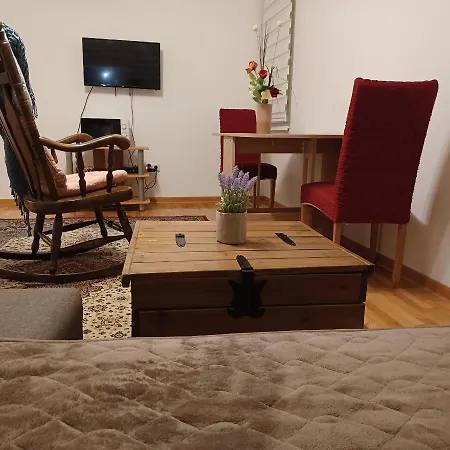 Brand New - Apartamento *