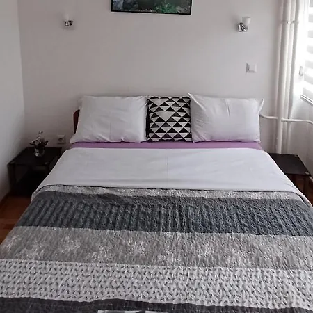 Brand New 塞拉耶佛